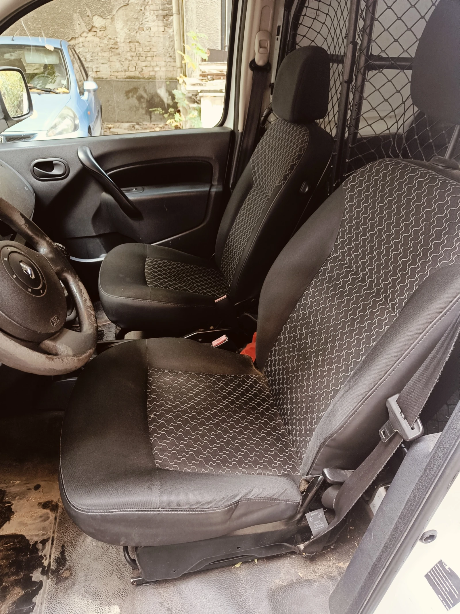 Renault Kangoo, снимка 7 - Автомобили и джипове - 56506245