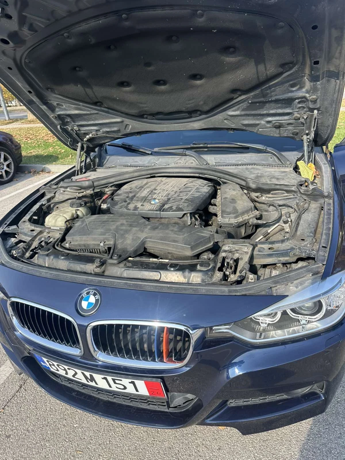 BMW 320 М Визия, снимка 11 - Автомобили и джипове - 56738915