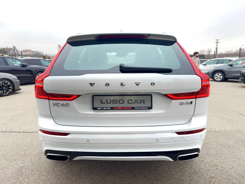 Volvo XC60 2.0D-R DESIGN-HYBRID-FACELIFT-ПАНОРАМА-FULL, снимка 4 - Автомобили и джипове - 48939147