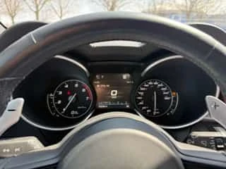 Alfa Romeo Stelvio Veloce| 2 КЛЮЧА| ПОДГРЕВИ| ПАНО| CARFAX, снимка 10 - Автомобили и джипове - 54609585