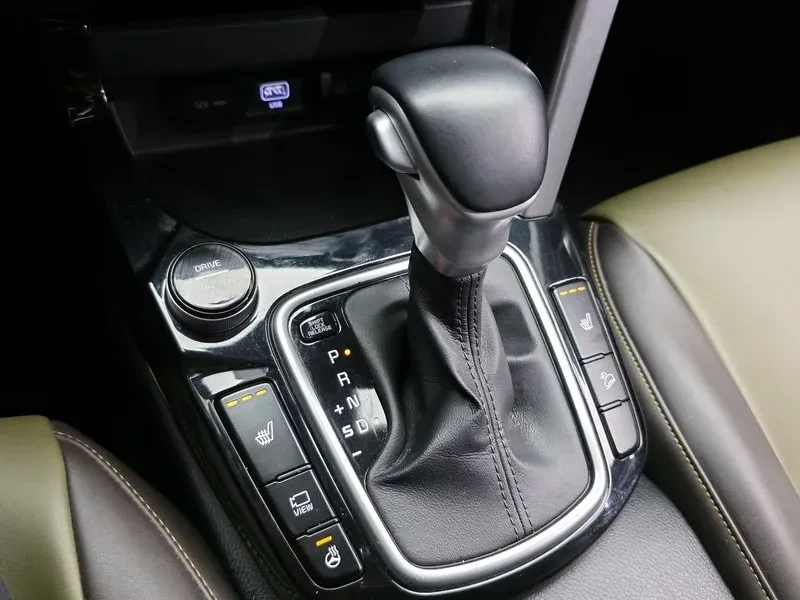 Kia Seltos 1.6TURBO 2WD , снимка 9 - Автомобили и джипове - 55559295