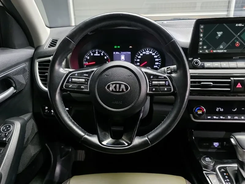 Kia Seltos 1.6TURBO 2WD , снимка 13 - Автомобили и джипове - 55559295
