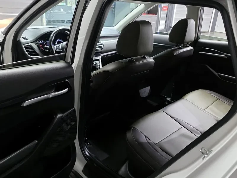 Kia Seltos 1.6TURBO 2WD , снимка 11 - Автомобили и джипове - 55559295