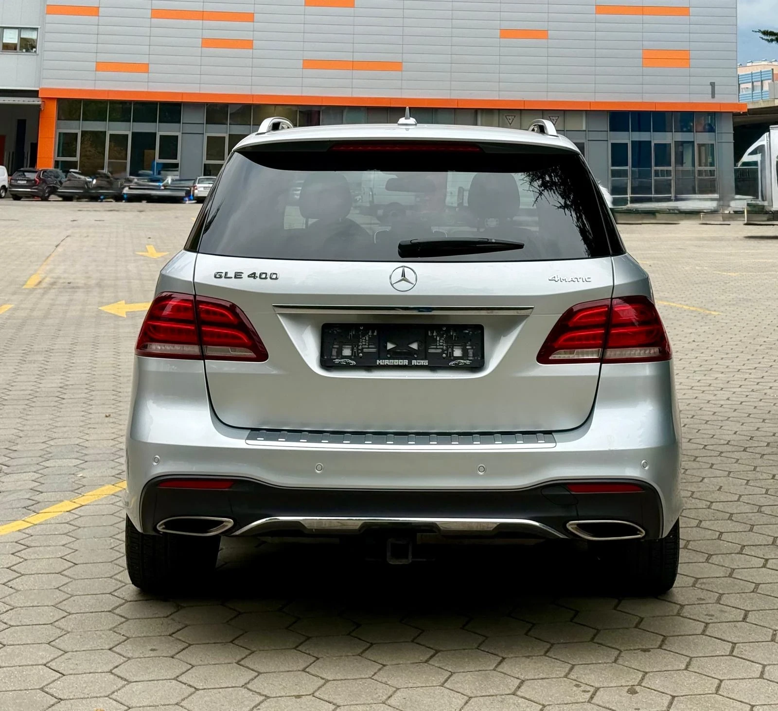 Mercedes-Benz GLE 400 4Matic AMG-Pack - изображение 5