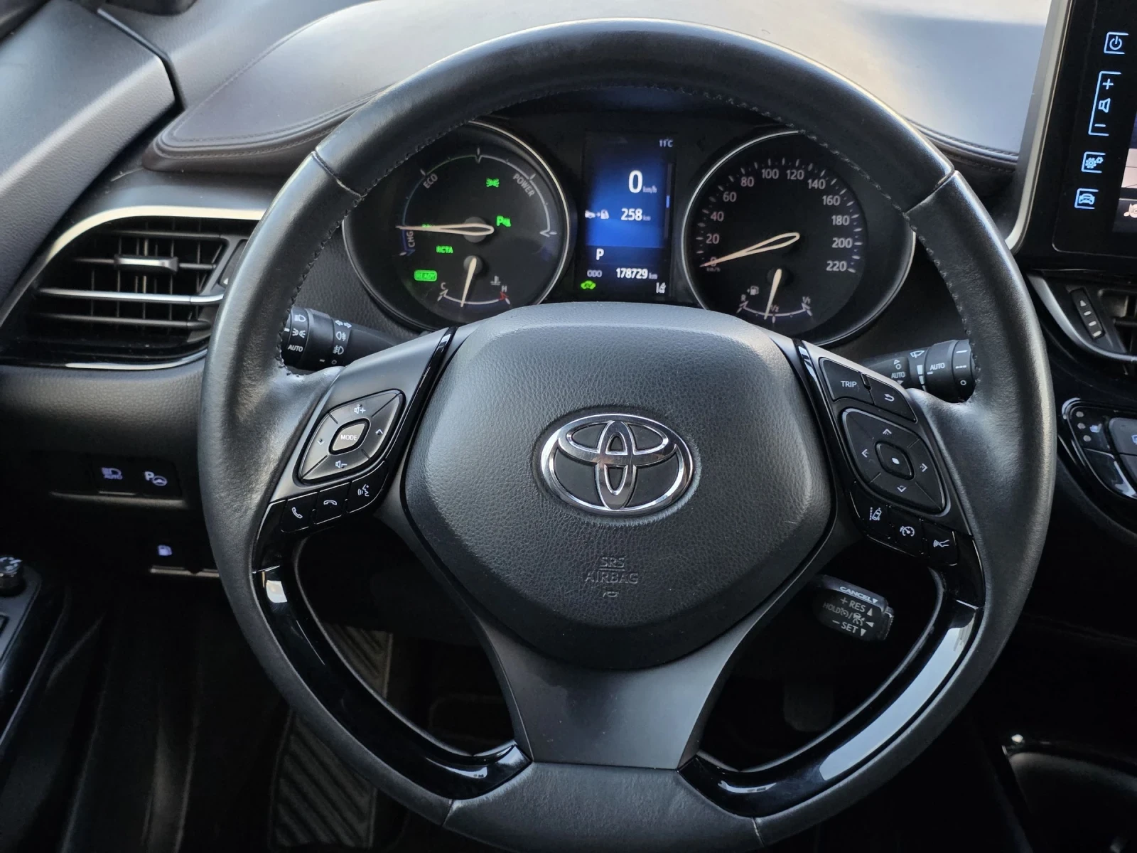 Toyota C-HR 1.8 HYBRID  | Mobile.bg � ����������� 12