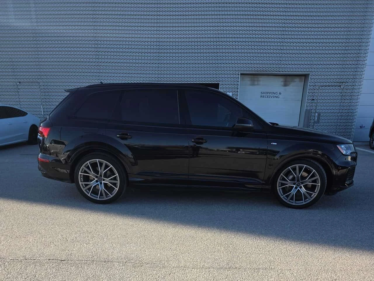 Audi Q7 Technik/MATRIX/ОБДУХВАНЕ/ПАНОРАМА/360/ДИСТРОНИК, снимка 4 - Автомобили и джипове - 54005639