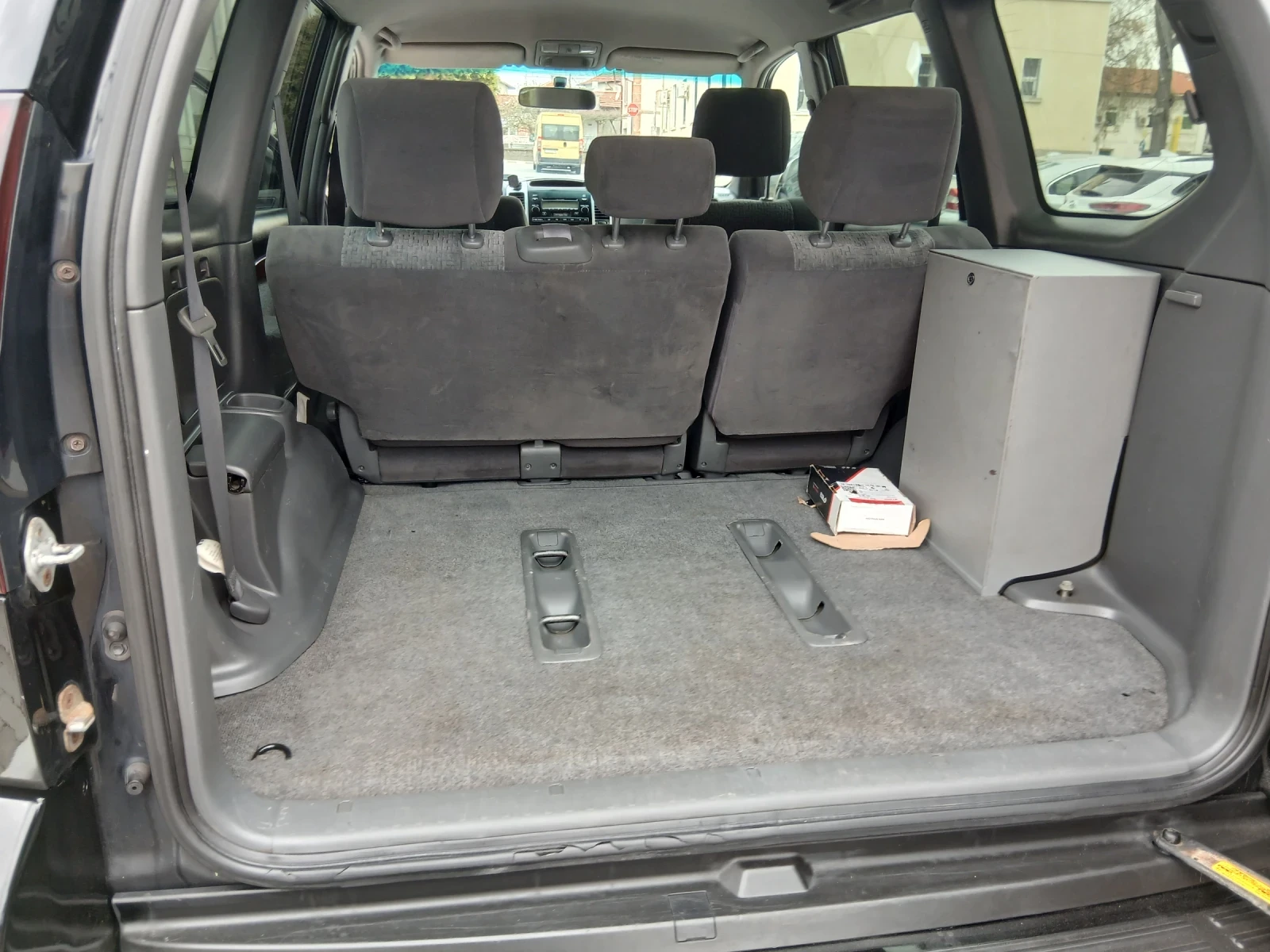 Toyota Land cruiser 120 d4d, снимка 13 - Автомобили и джипове - 54324247