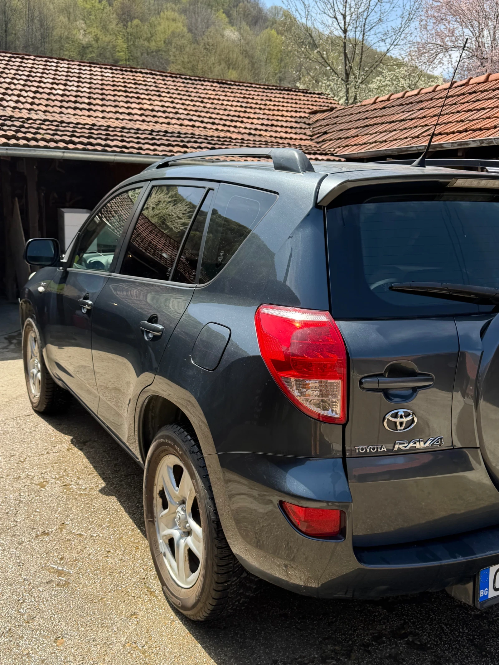 Toyota Rav4, снимка 7 - Автомобили и джипове - 54237308