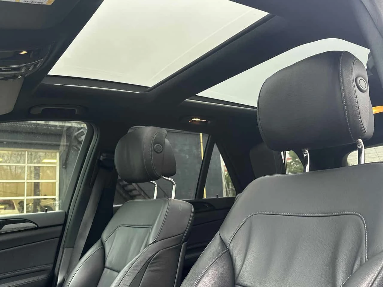 Mercedes-Benz GLE 400 | DISTRONIC | 360 | HARMAN KARDON | ПАНОРАМА | , снимка 10 - Автомобили и джипове - 54783055