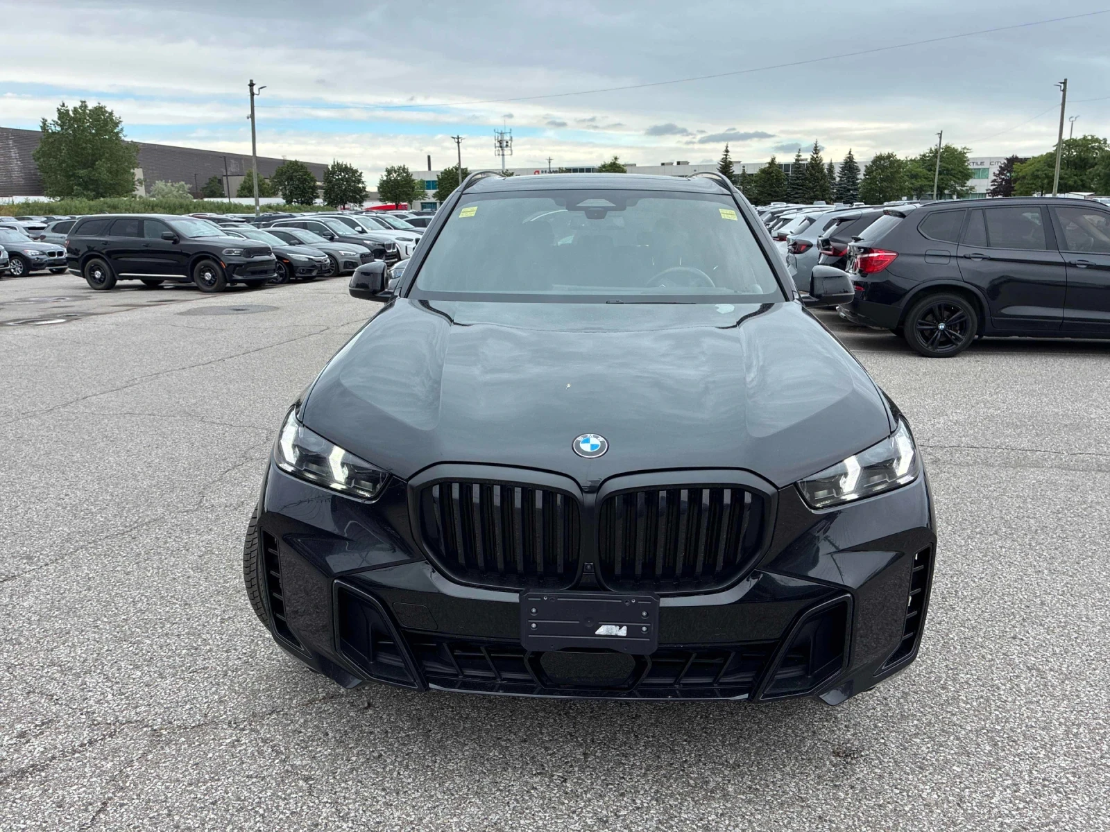 BMW X5 xDrive40i* HARMAN KARDON* KEYLESS* ПОДГРЕВ* CARFAX, снимка 2 - Автомобили и джипове - 55050946