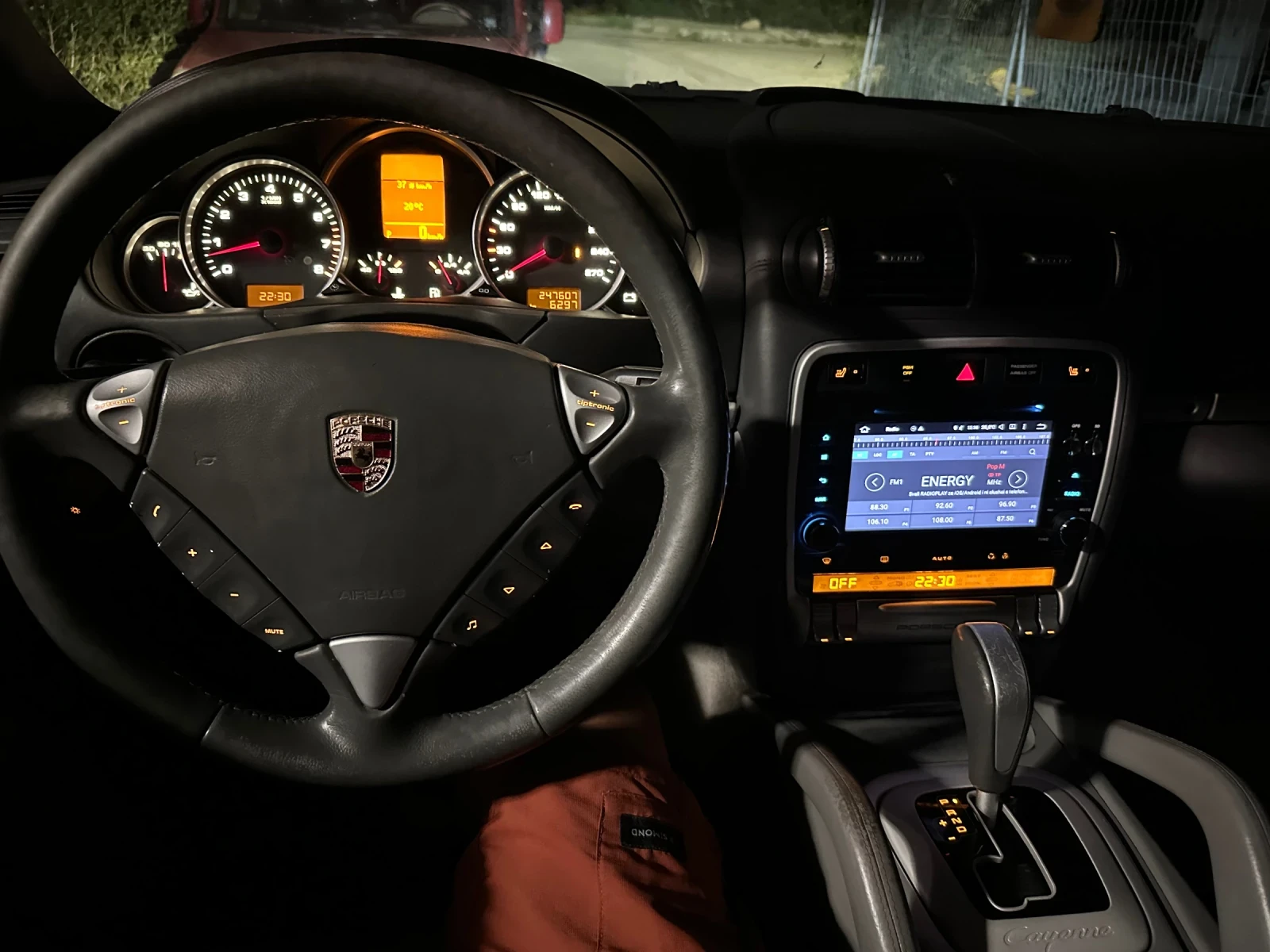 Porsche Cayenne 4.5 газ бензин, снимка 6 - Автомобили и джипове - 55246922
