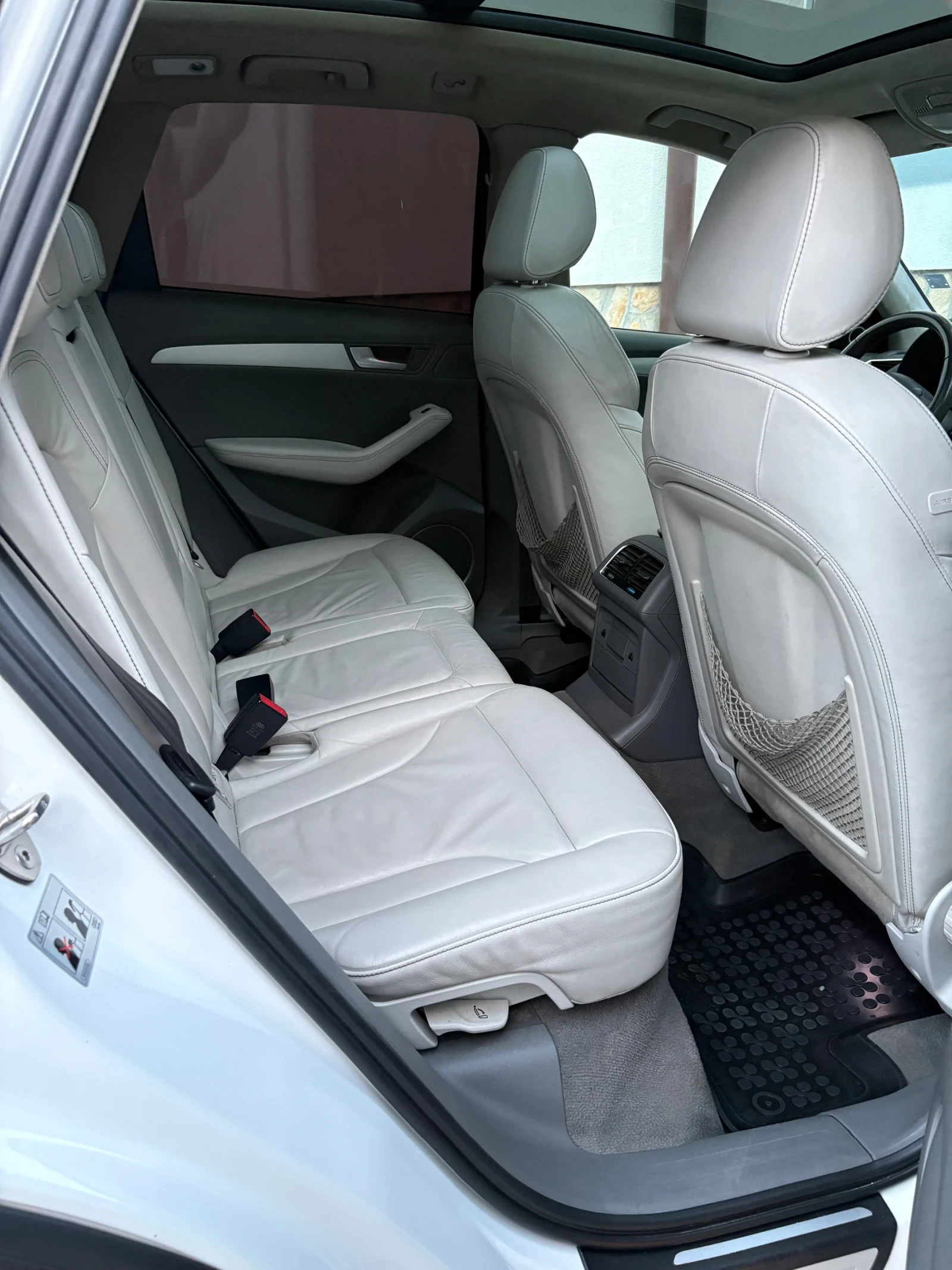 Audi Q5, снимка 9 - Автомобили и джипове - 55327223