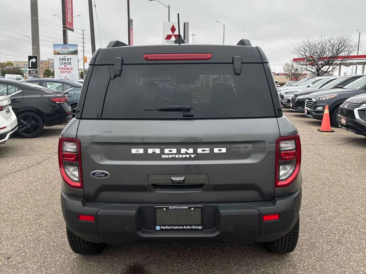 Ford Bronco * Outer Banks * CARFAX * ОПЦИЯ ЗА ФИНАНСИРАНЕ , снимка 4 - Автомобили и джипове - 55438296