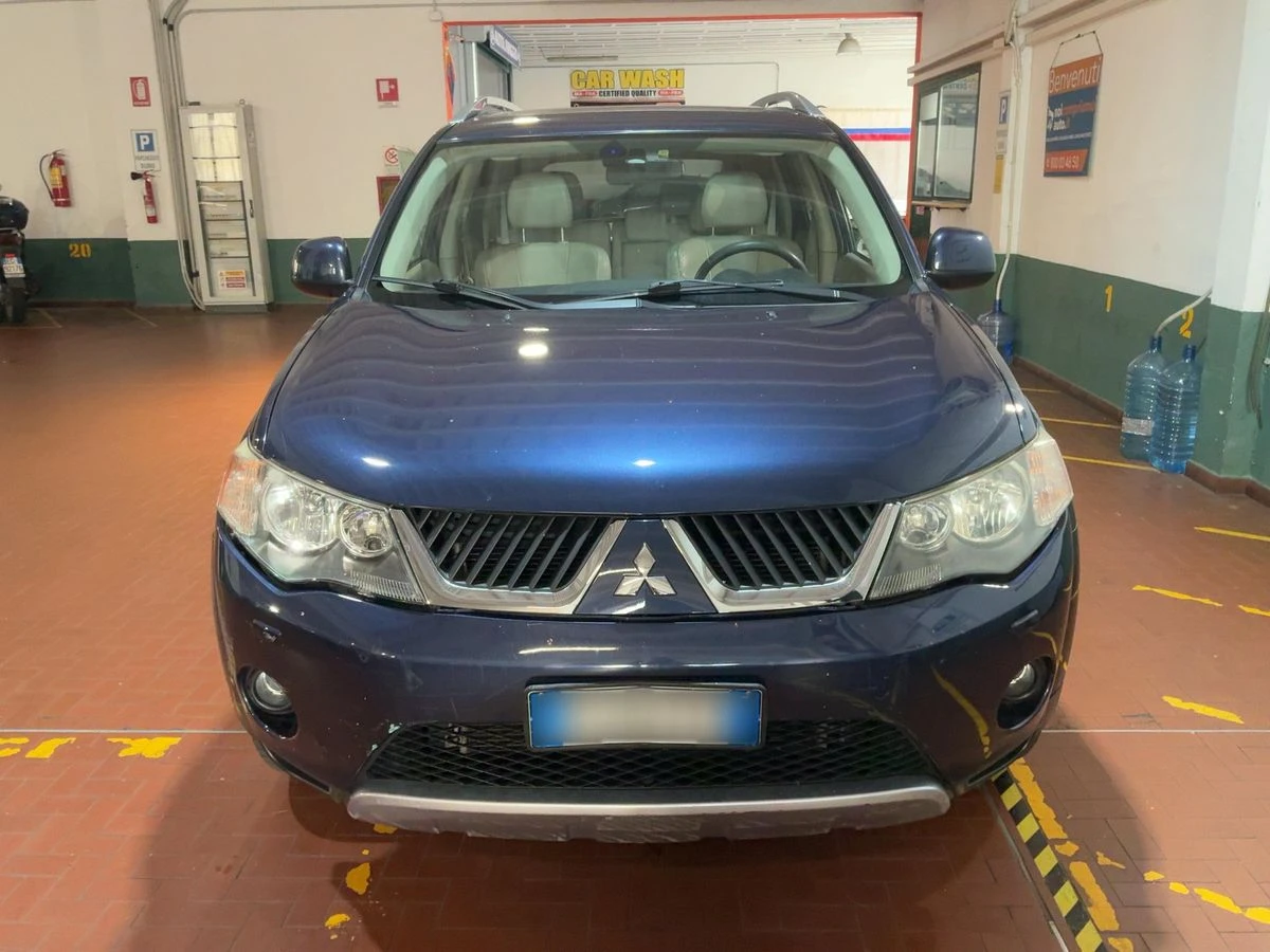 Mitsubishi Outlander 2.4 MIVEC Intense 4WD* ВНОС САМО СРЕЩУ 30%
