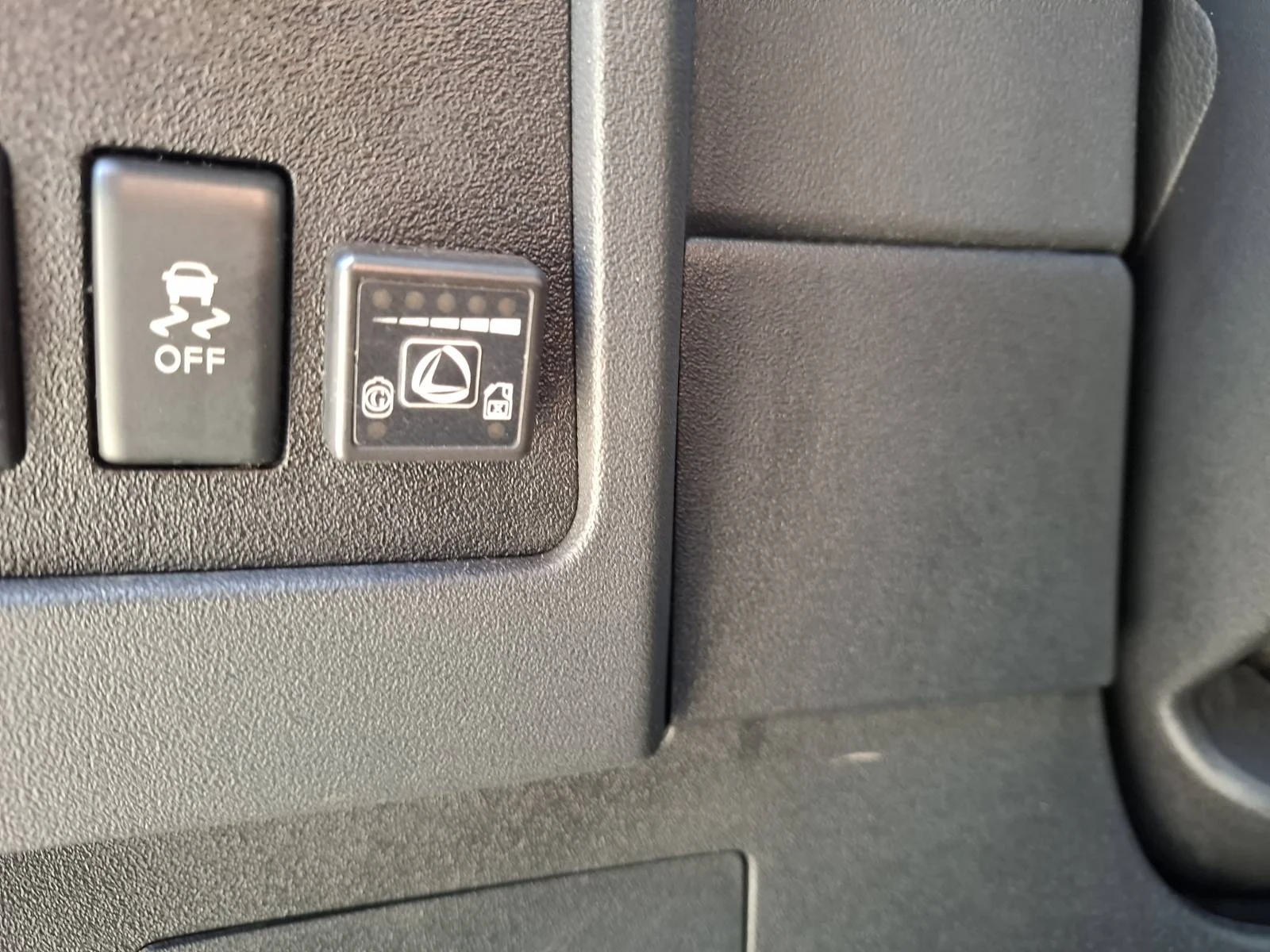 Nissan Qashqai, снимка 5 - Автомобили и джипове - 56363884