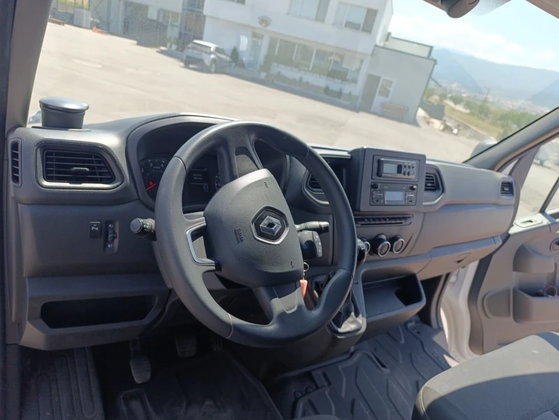 Renault Master, снимка 12 - Бусове и автобуси - 52326174