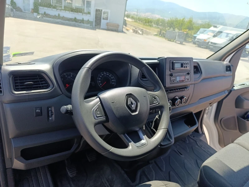 Renault Master, снимка 8 - Бусове и автобуси - 52326174