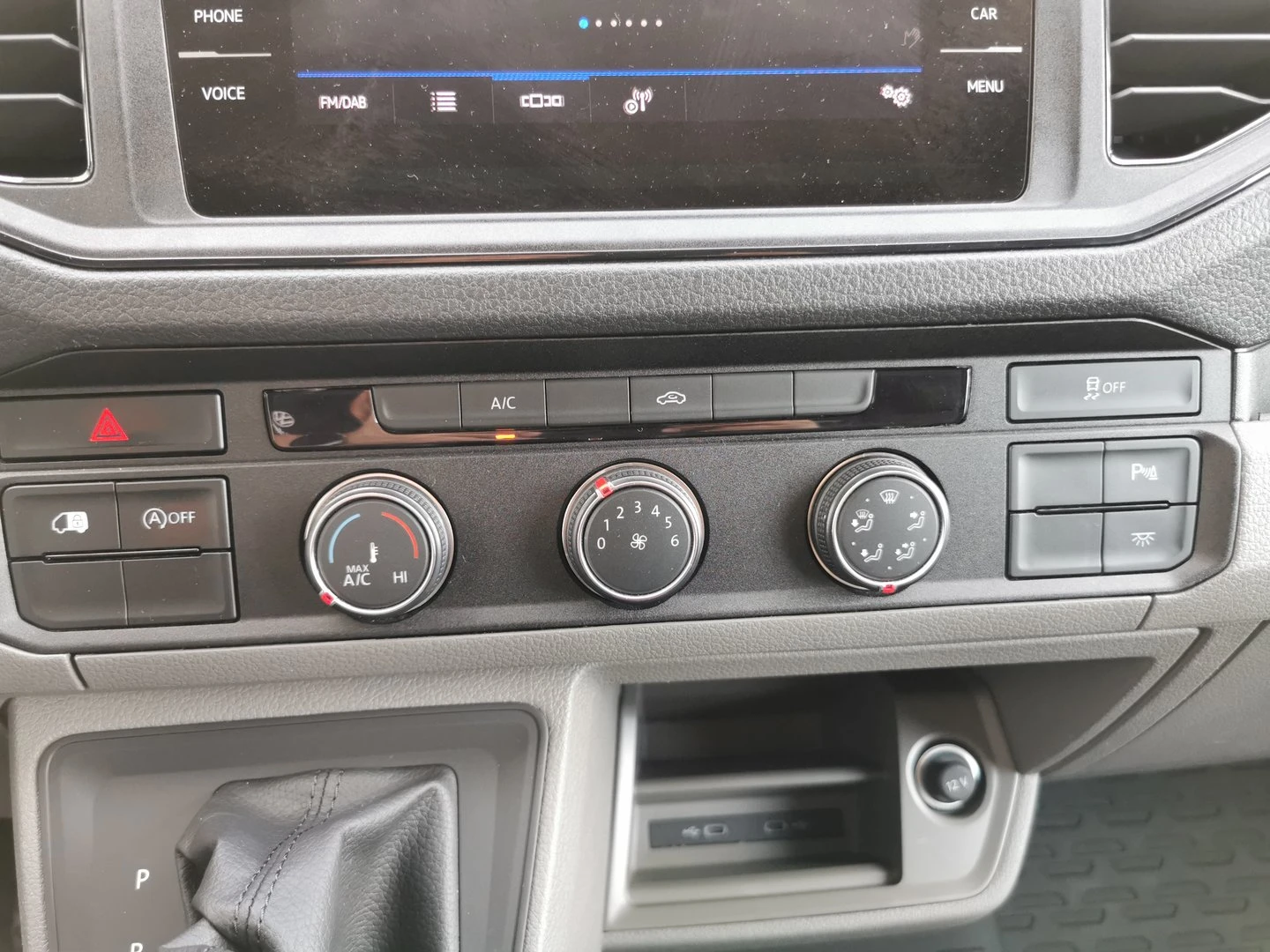 VW Crafter Furgon 30 SR NK 2.0 TDI PP | Mobile.bg � ����������� 11