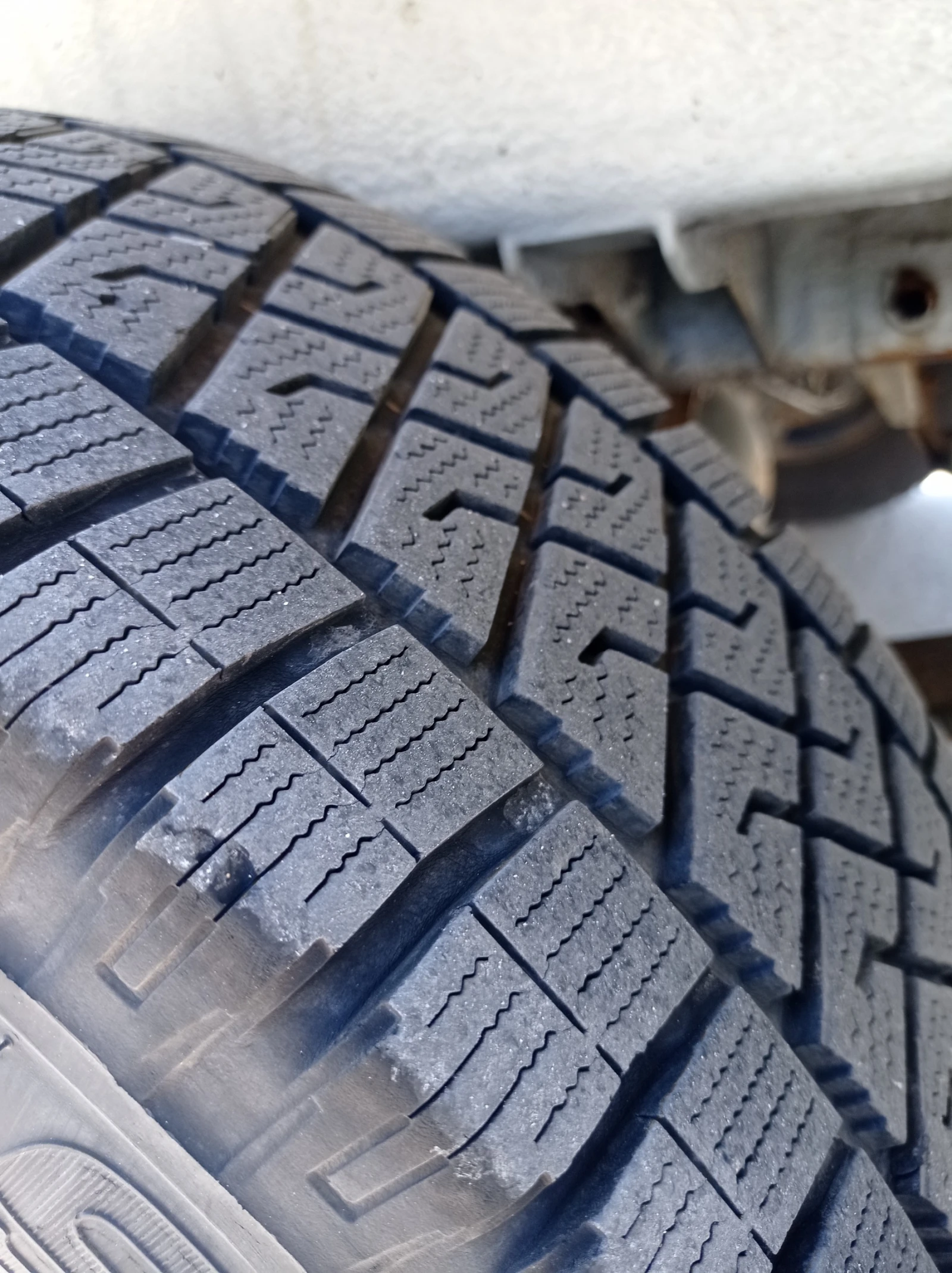 VW Crafter 2.5TDI Напълно обслужен!!!, снимка 9 - Бусове и автобуси - 54089662