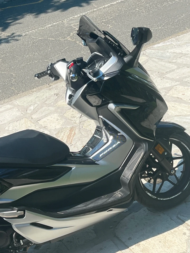 Honda Forza 300, снимка 17 - Мотоциклети и мототехника - 52831592
