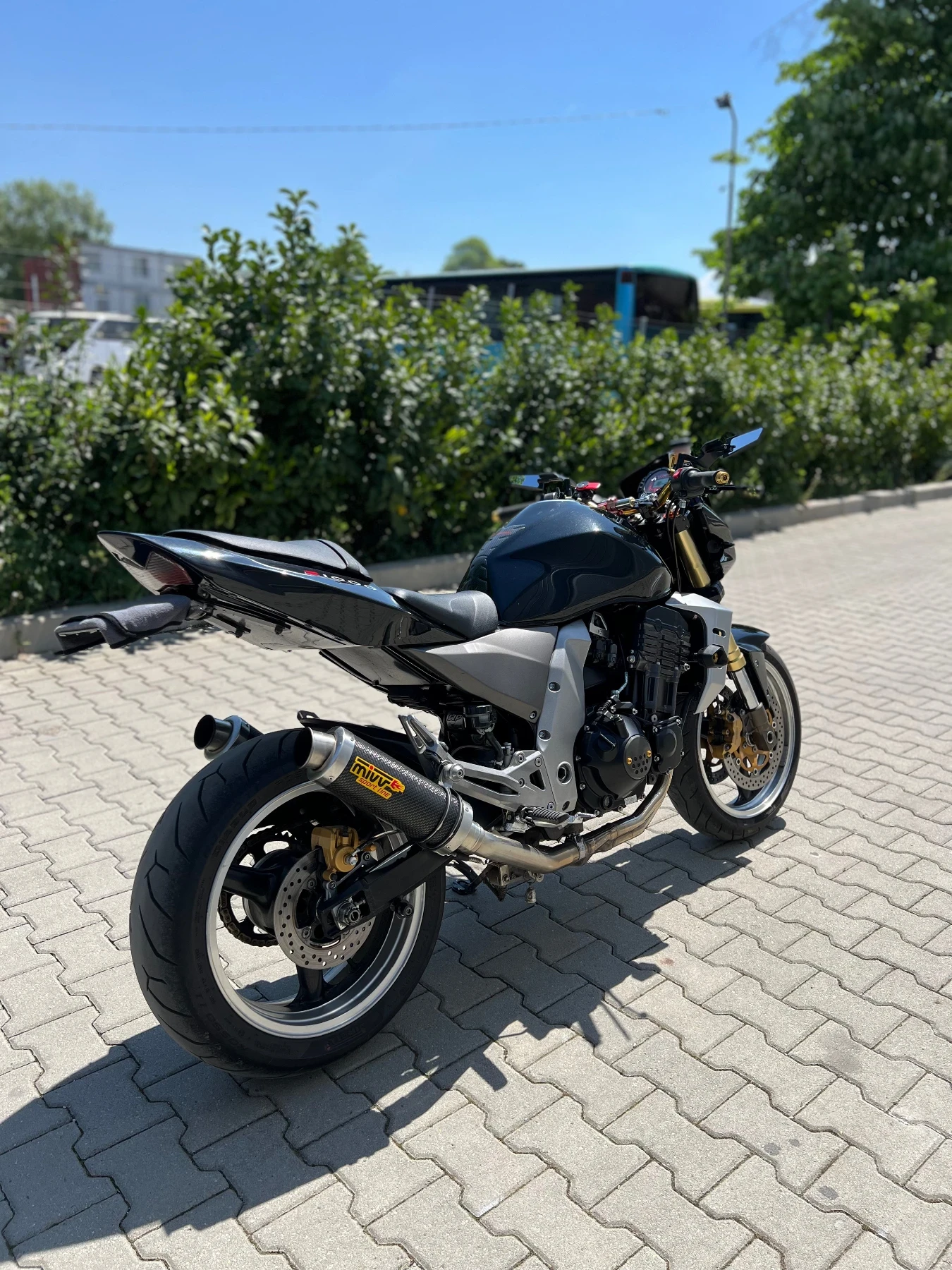 Kawasaki Z, снимка 2 - Мотоциклети и мототехника - 55618238