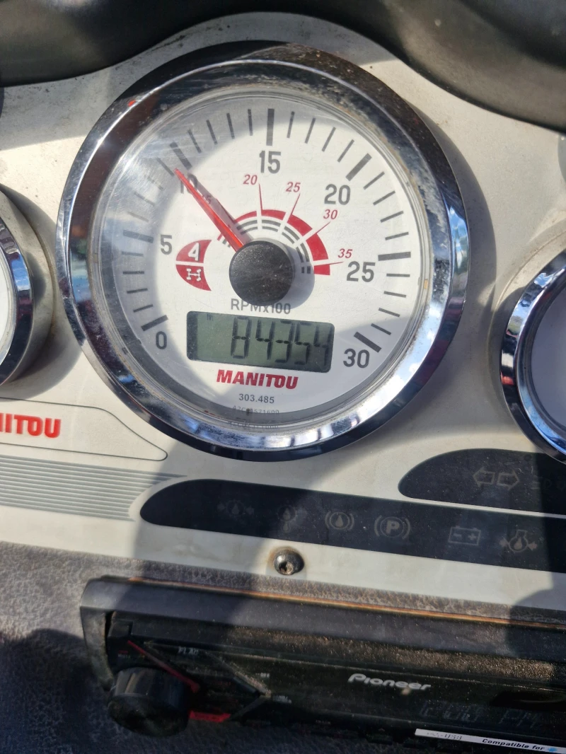 Телескопичен товарач Manitou 731, снимка 3 - Селскостопанска техника - 52717241