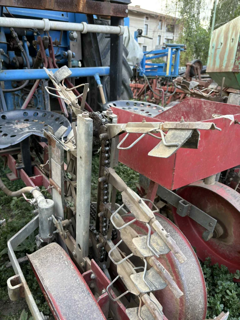 Друг вид Внос Разсадо посадъчна машина, снимка 8 - Селскостопанска техника - 52665163