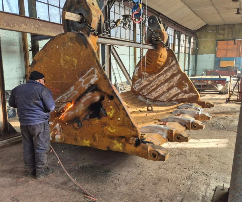 Допълнително оборудване Друг вид РЕМОНТ НА КОФИ ЗА БАГЕРИ ДО 300 ТОНА, снимка 8 - Индустриална техника - 52575681