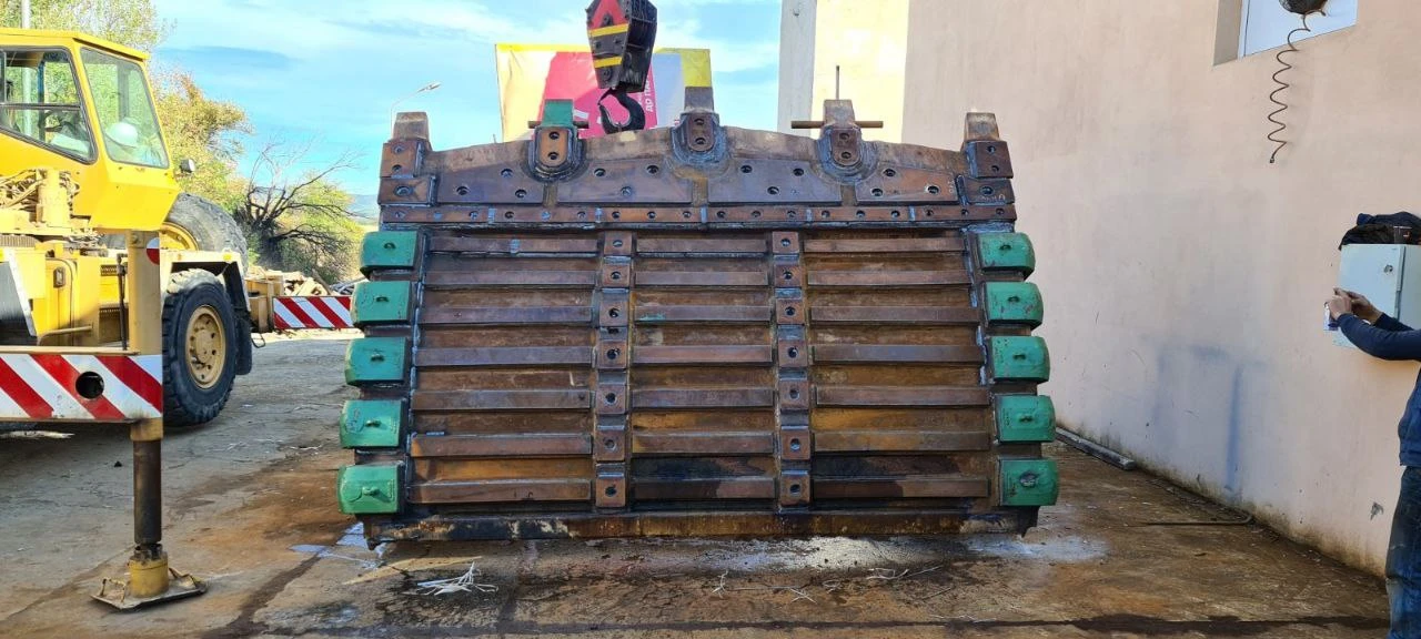 Допълнително оборудване Друг вид РЕМОНТ НА КОФИ ЗА БАГЕРИ ДО 300 ТОНА - изображение 3