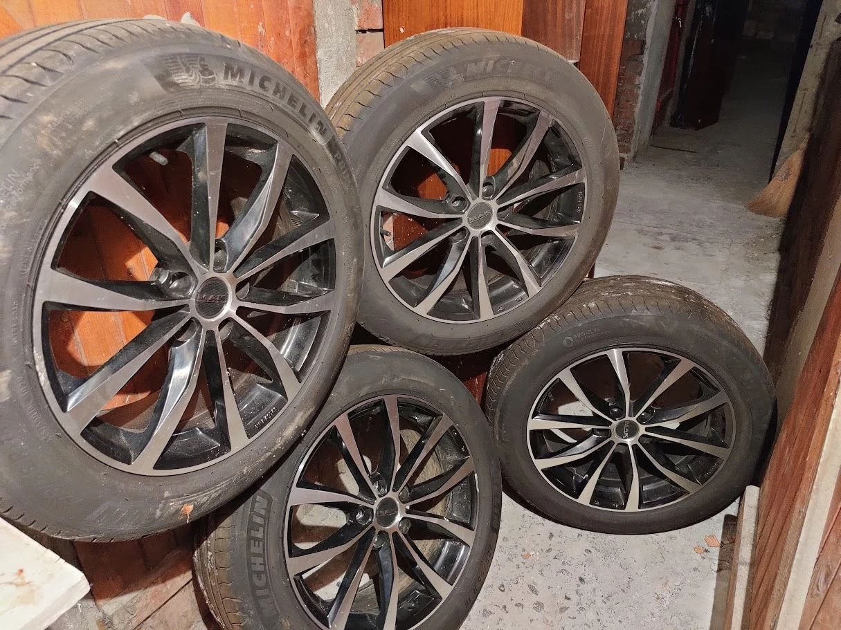 ���� � ������ 225/55R18 | Mobile.bg � ����������� 1
