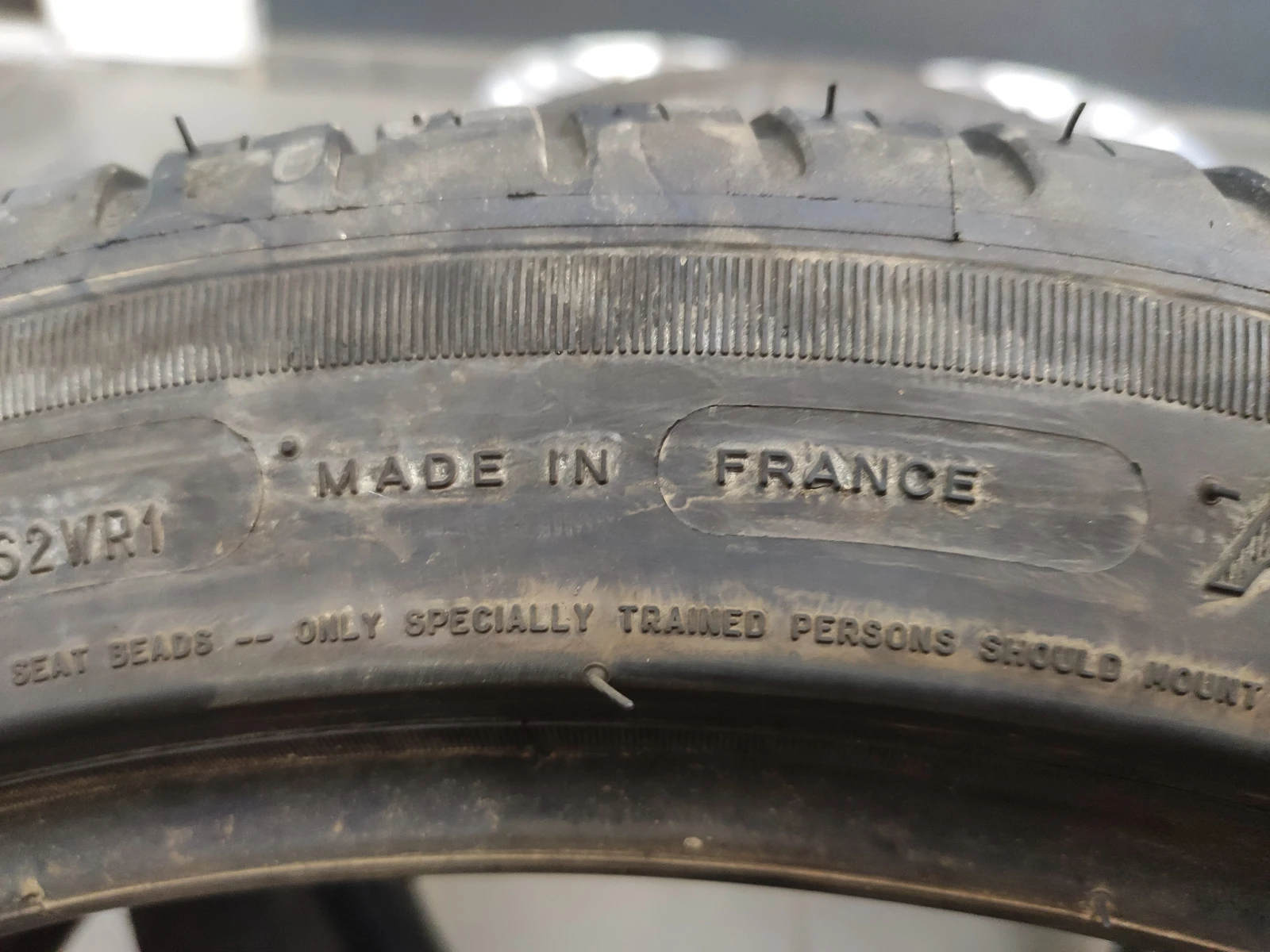  245/40R17 | Mobile.bg   8