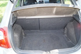Toyota Auris, снимка 10