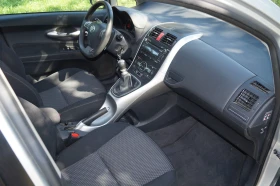 Toyota Auris, снимка 12