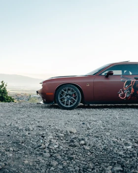 Dodge Challenger 6, 4 Scat Pack Carbon Hood Big Brake, снимка 9