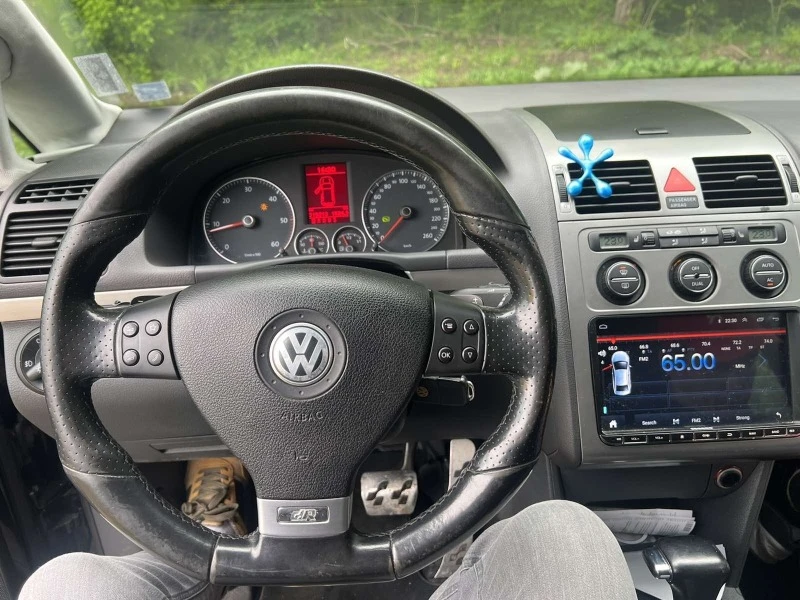 VW Touran FR, снимка 4 - Автомобили и джипове - 46435756