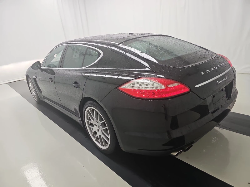 Porsche Panamera S/Крайна цена с вс. такси до България !, снимка 5 - Автомобили и джипове - 47559329