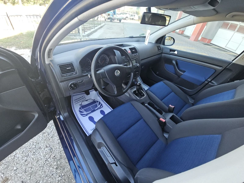 VW Golf 1.6i---102кс, снимка 11 - Автомобили и джипове - 47566025