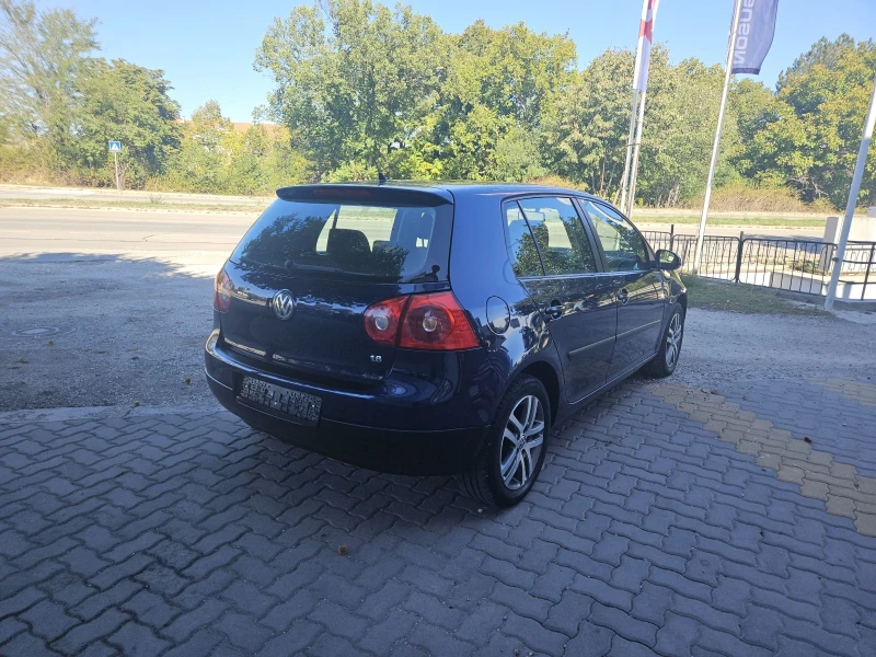 VW Golf 1.6i---102кс, снимка 5 - Автомобили и джипове - 47566025