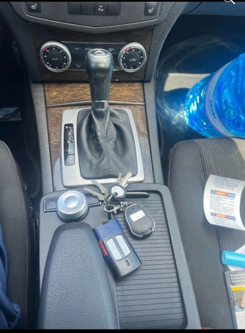 Mercedes-Benz C 350 3 5 , снимка 4 - Автомобили и джипове - 52487922