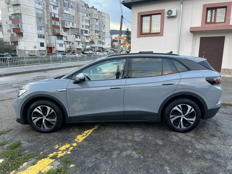 VW ID.4 Pure, снимка 5 - Автомобили и джипове - 52774239