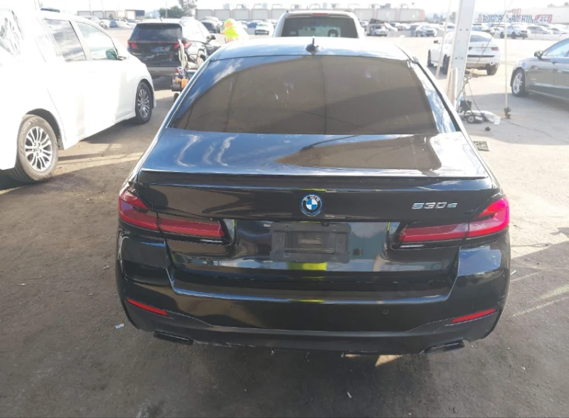 BMW 530E M-PACKET* HEAD-UP* Harman/kardon* 360, снимка 6 - Автомобили и джипове - 52829735