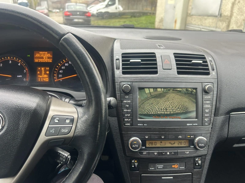 Toyota Avensis 2.0D, снимка 6 - Автомобили и джипове - 53075548