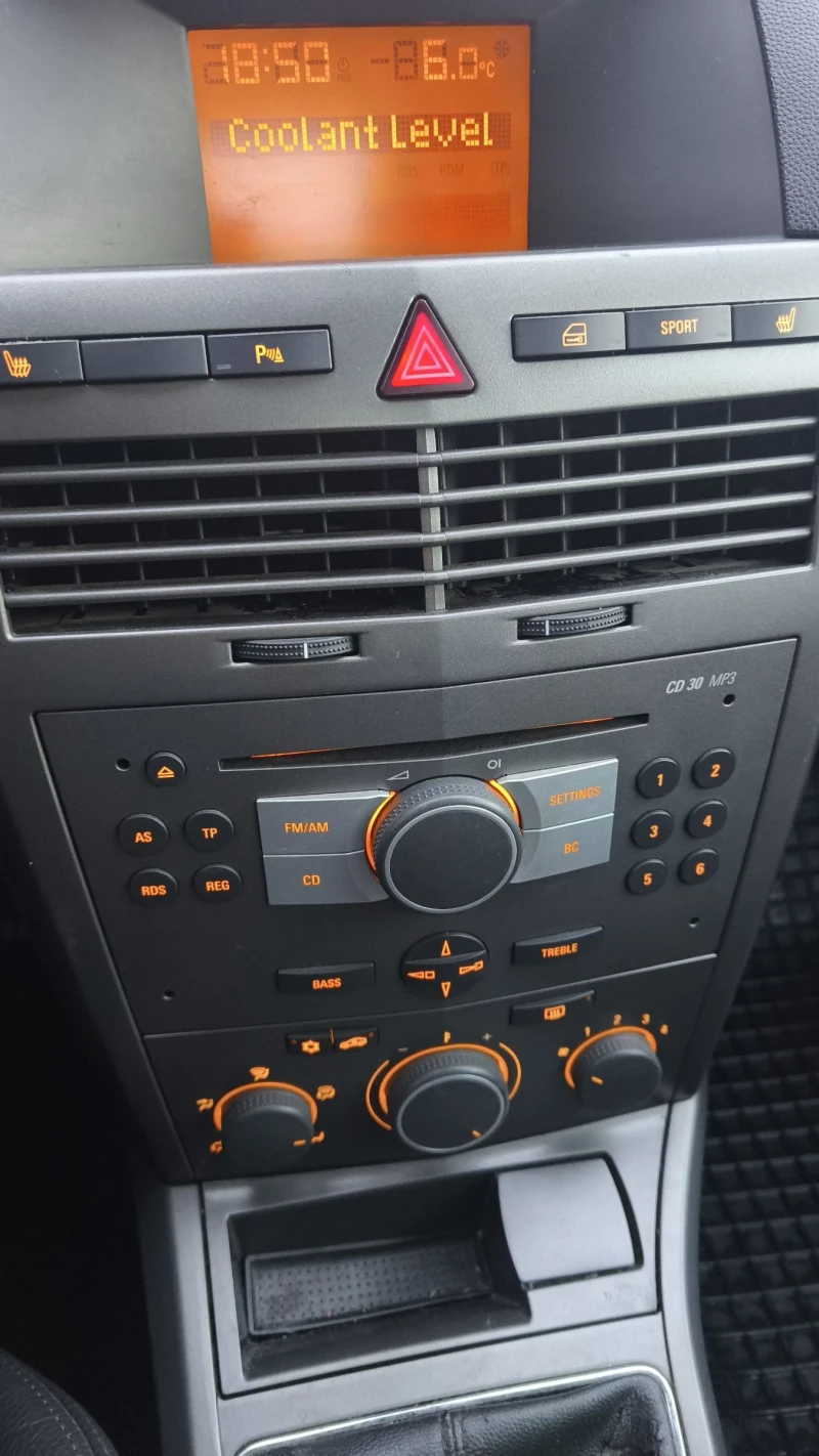 Opel Astra, снимка 8 - Автомобили и джипове - 53512967