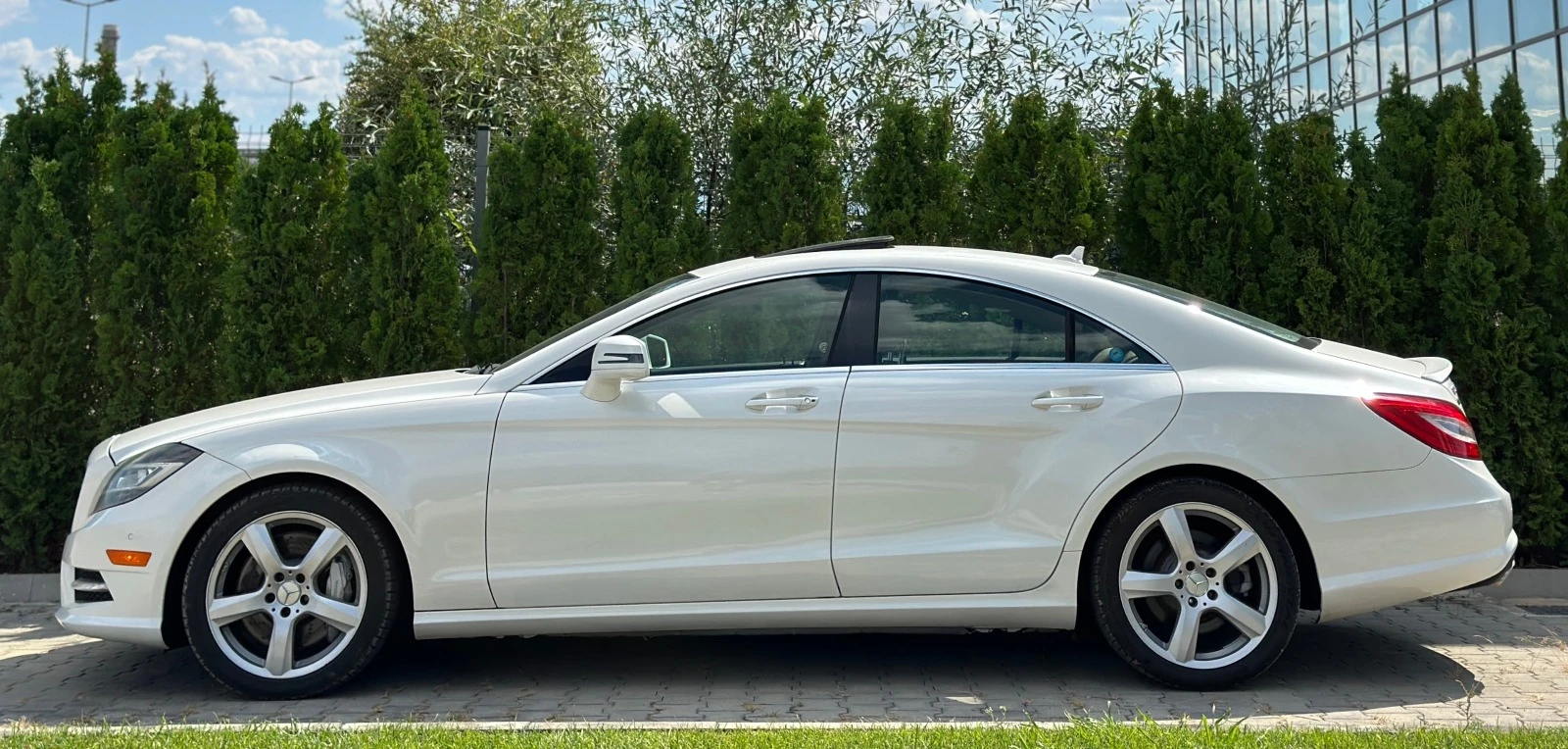 Mercedes-Benz CLS 500 AMG#KAMERA#PANORAMA#PODGREV#OBDUH#HARMAN#MAXX FULL - изображение 8