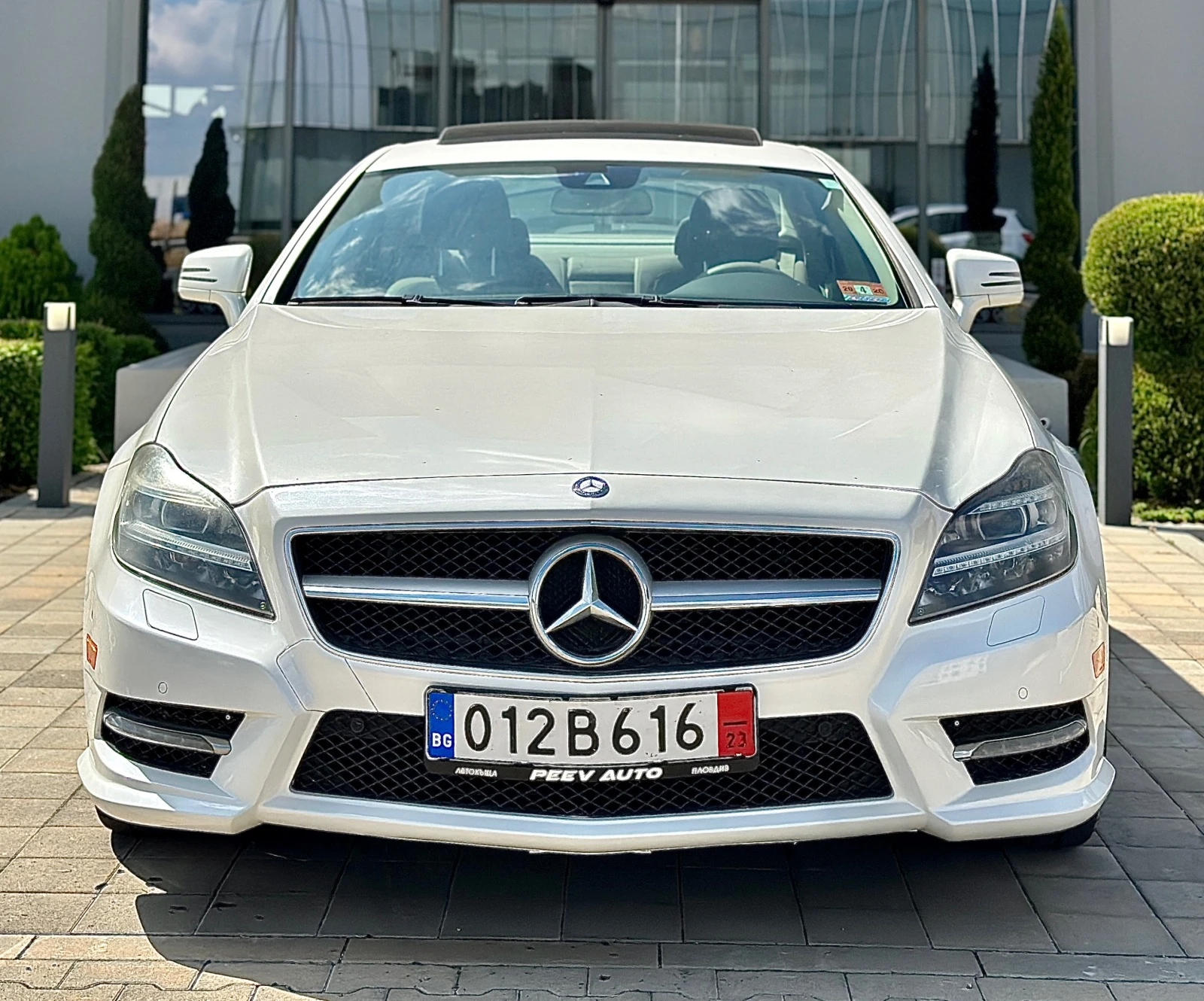 Mercedes-Benz CLS 500 AMG#KAMERA#PANORAMA#PODGREV#OBDUH#HARMAN#MAXX FULL - изображение 2