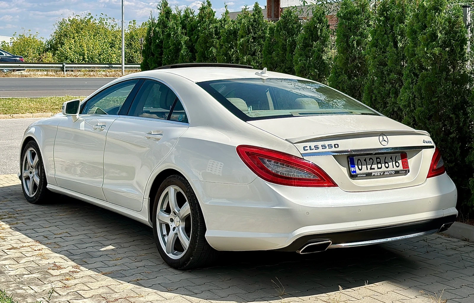 Mercedes-Benz CLS 500 AMG#KAMERA#PANORAMA#PODGREV#OBDUH#HARMAN#MAXX FULL - изображение 6