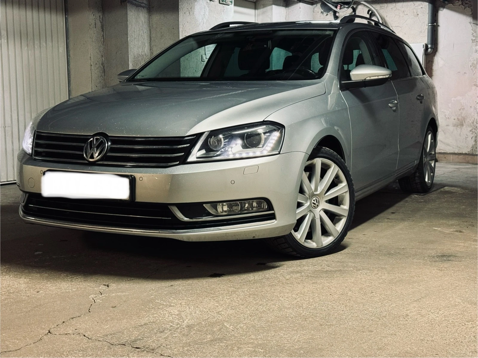 VW Passat 3.6 VR6 300 к.с. 2011 г. (B7) - изображение 2