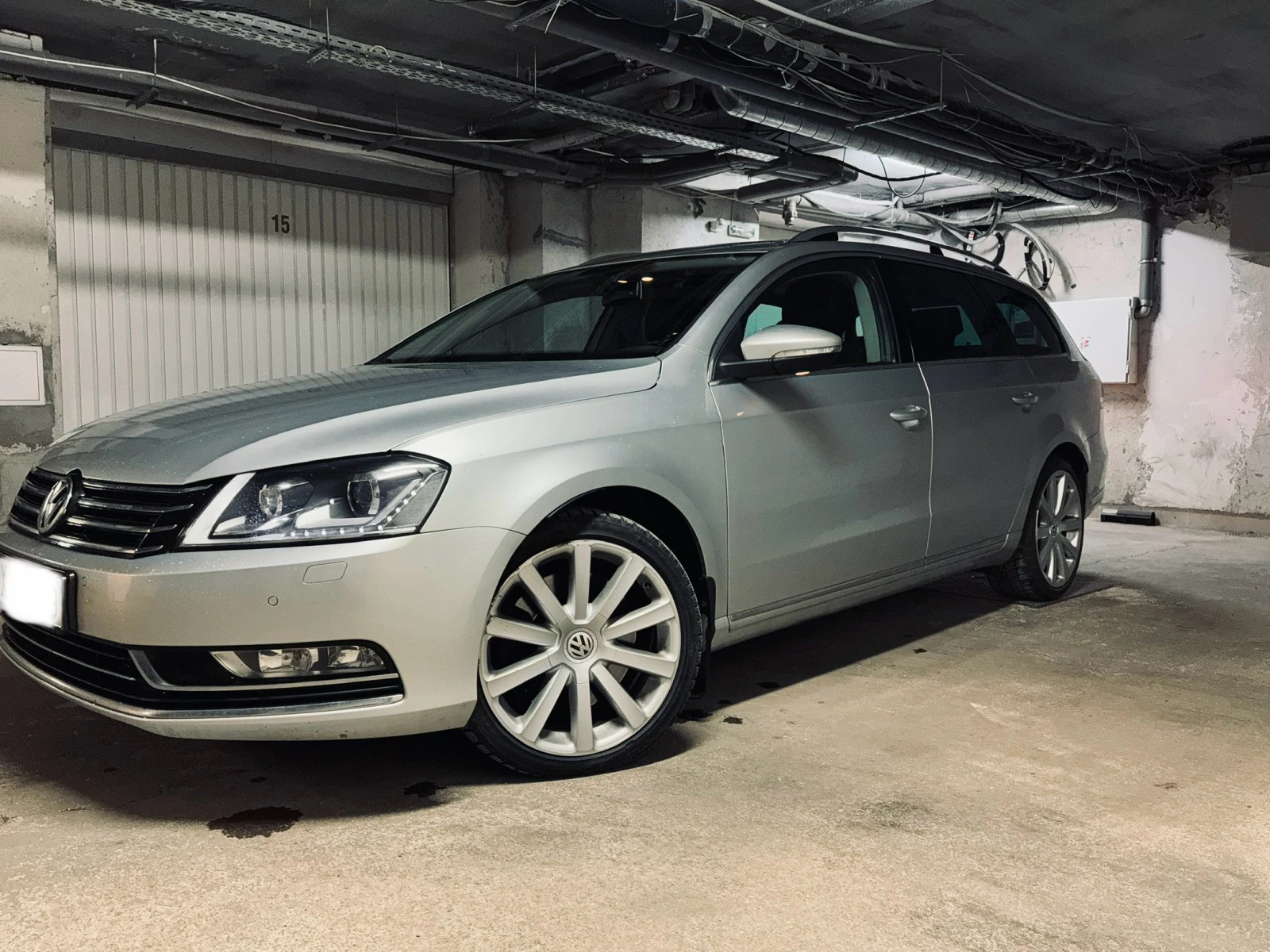 VW Passat 3.6 VR6 300 к.с. 2011 г. (B7) - изображение 9