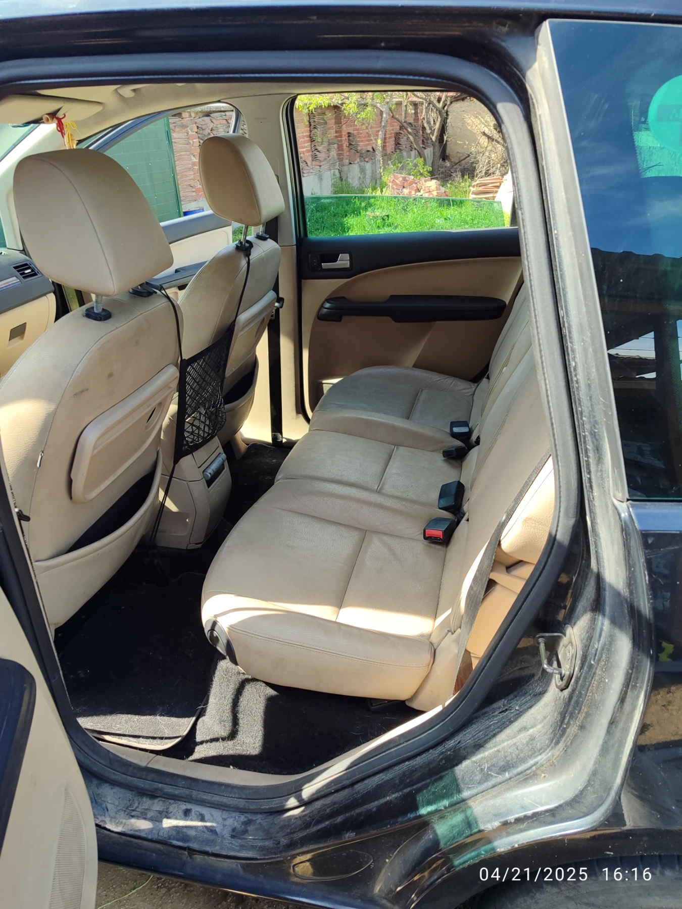 Ford C-max 1.6 TDCI - изображение 9