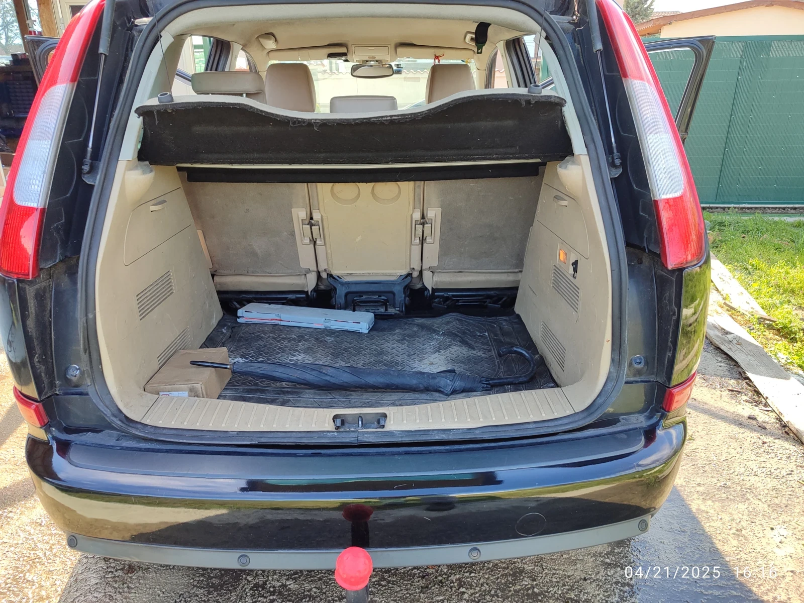Ford C-max 1.6 TDCI - изображение 10